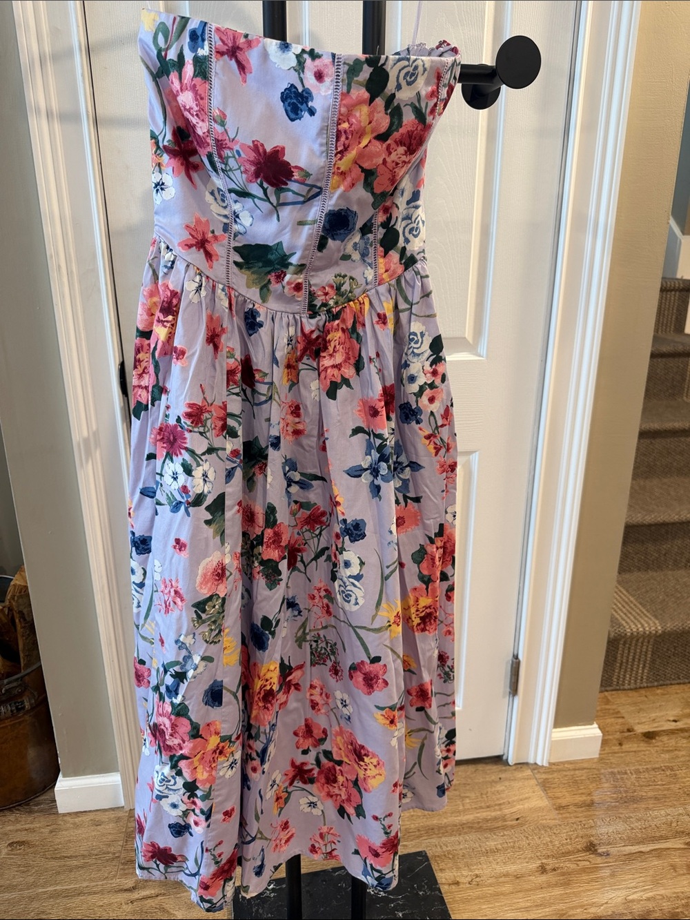 Abercrombie & Fitch Lavender Floral Strapless Midi Dress with Multicolor Blooms